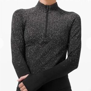 Lululemon Rest Less Cropped 1/2 Zip Herringbone Fade Black White size 8 EEEEUC